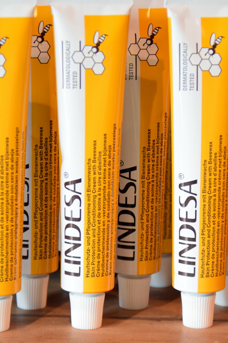 Lindesa Handcreme mit Bienenwachs Imkerei Schemel