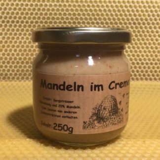 Mandeln im Cremehonig