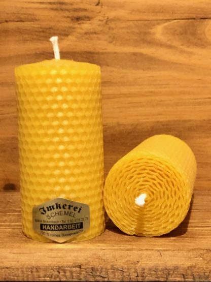 Gerollte Bienenwachskerze 10cm 5cm