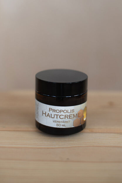 Propolis-Hautcreme verstärkt