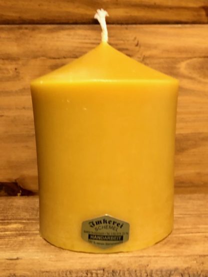Gegossene Bienenwachskerze Länge 12cm, Durchmesser 11,5-13cm